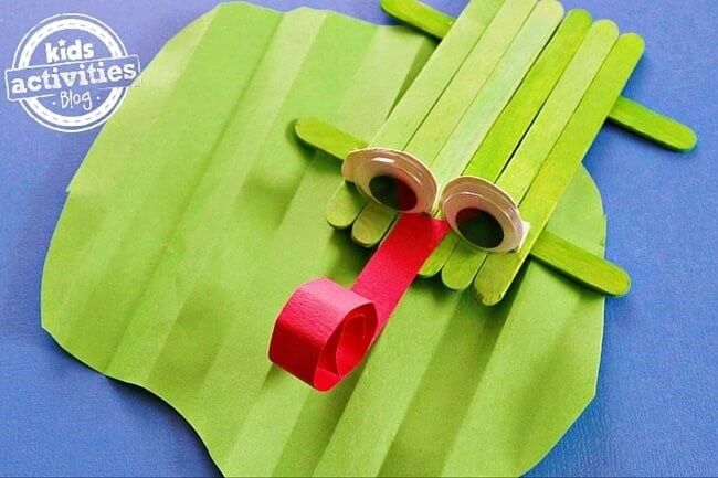 Frog Craft Made Out of Popsicle Sticks