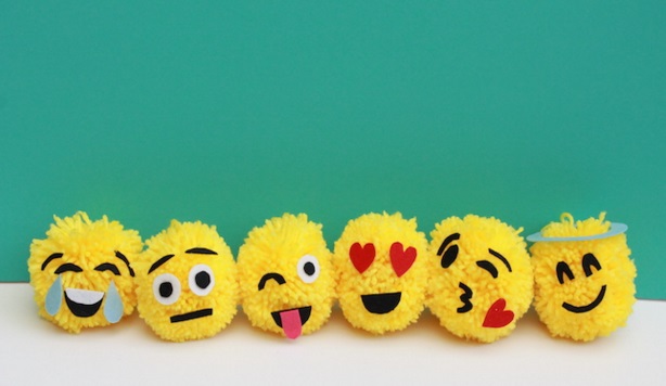 8 Epic Emoji-Themed Crafts, Activities & Recipes 