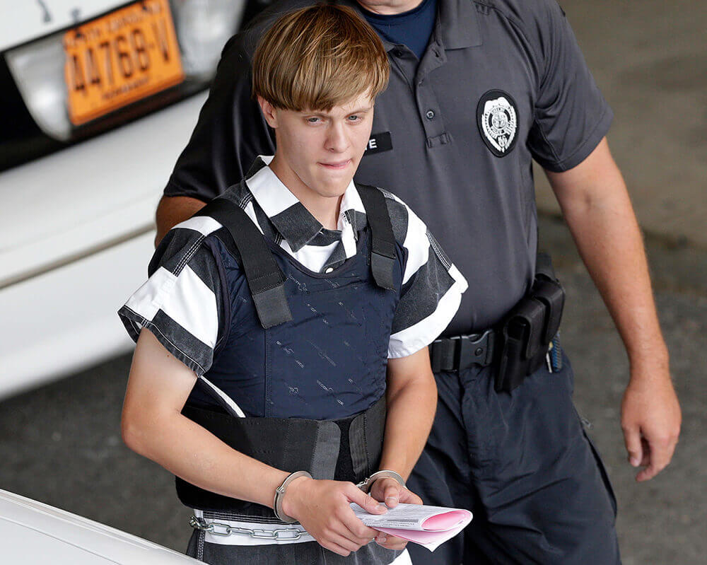 Image of Dylann Roof in court