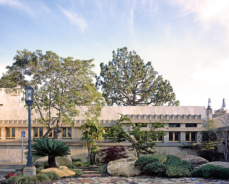 Hollyhock House - 86