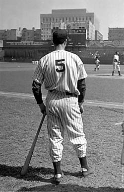 Joe DiMaggio hit streak sets Yankees record